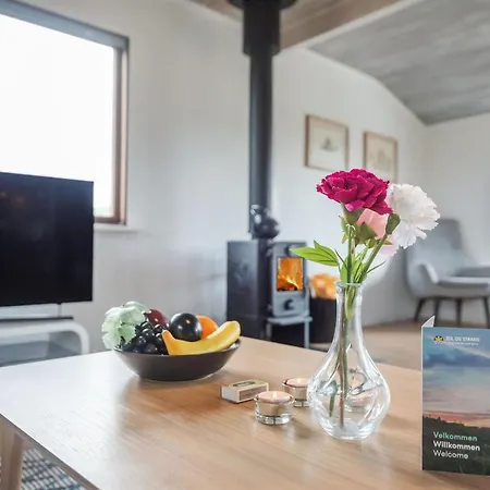 Leleks - 200m From The Sea By Interhome
